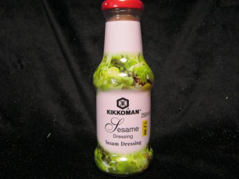 Sesam Dressing, Dip Sosse und Salat Dressing, Kikkoman, 250ml
